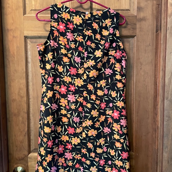 Sheath dress - Picture 2 of 3